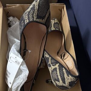 H&M Women's Heels - Black and Tan Snake Print